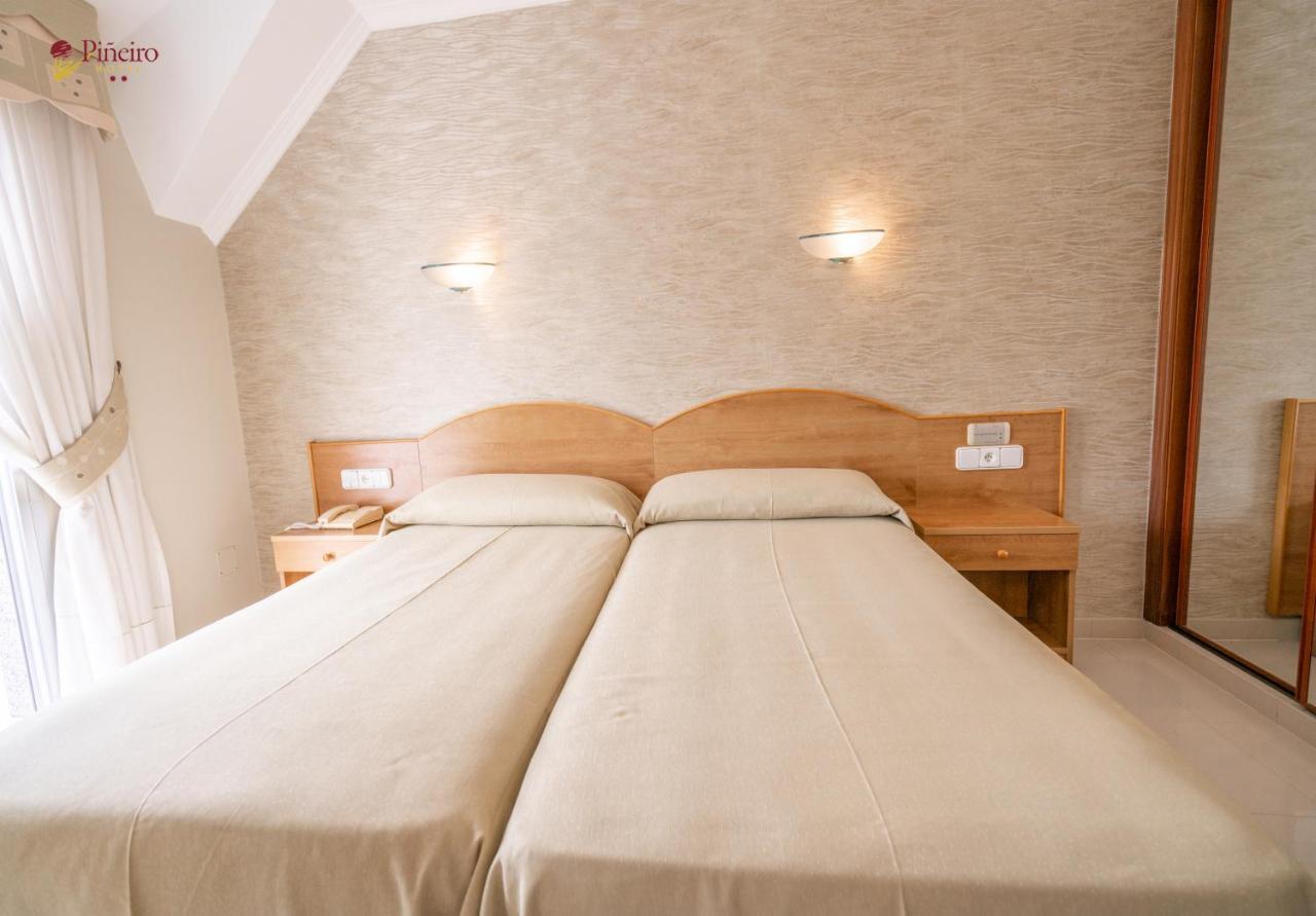 Hotel Pineiro 2 Estrellas Superior Playa de la Lanzada ภายนอก รูปภาพ