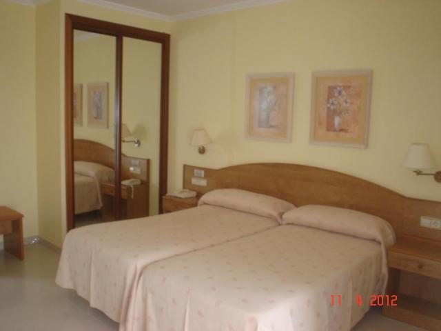 Hotel Pineiro 2 Estrellas Superior Playa de la Lanzada ภายนอก รูปภาพ